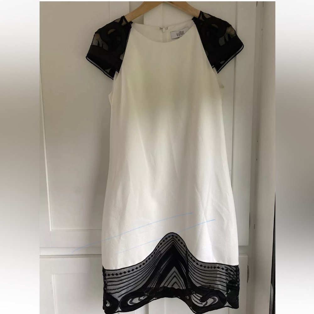 Belle Badgley Mischka Dress Ivory Black Sheath Size 8